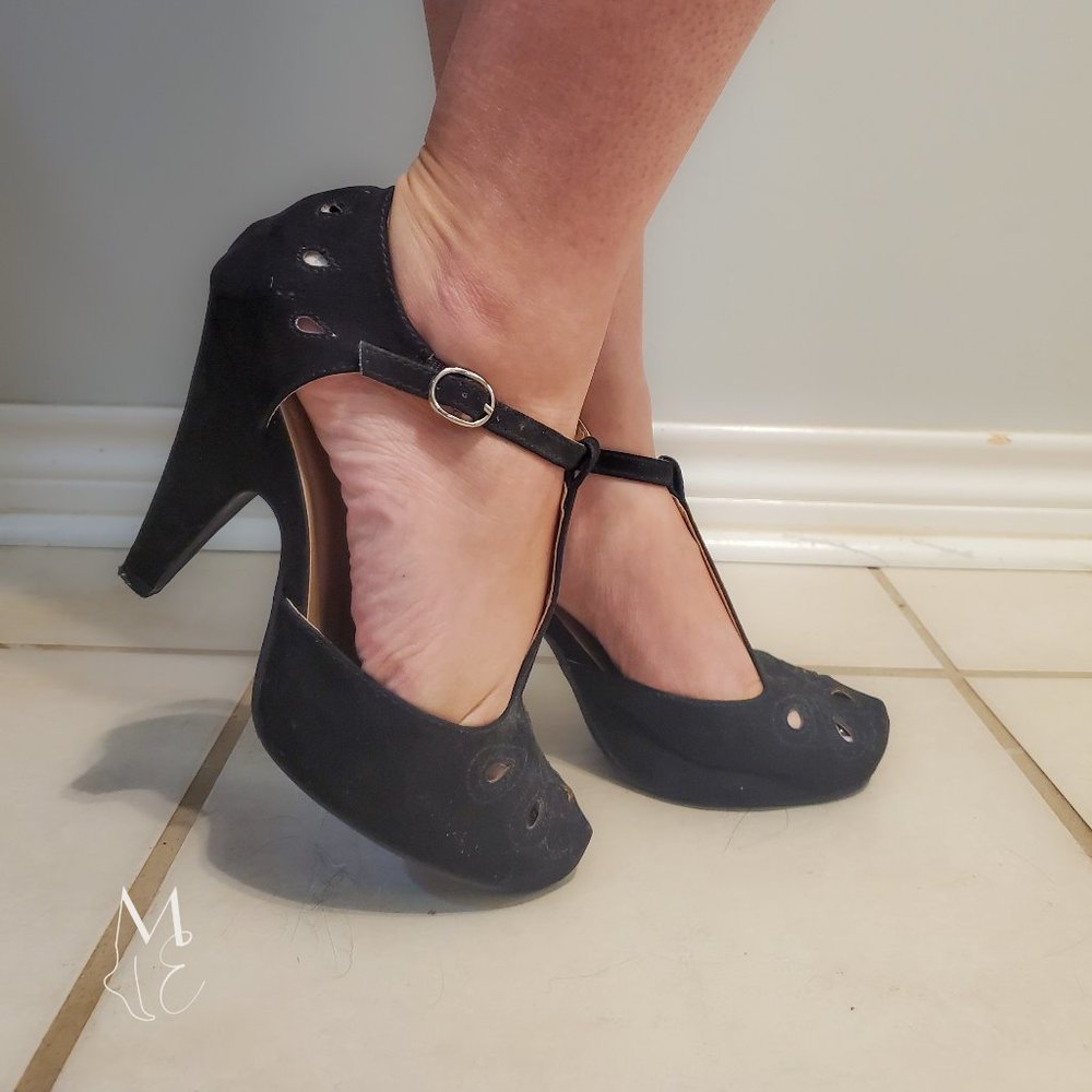 Black Graham Street Vintage T-Strap Heels